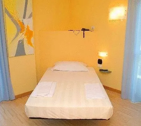 Mihotel 4* Mediolan