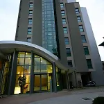 מלון Mihotel