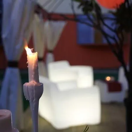 מלון Mihotel