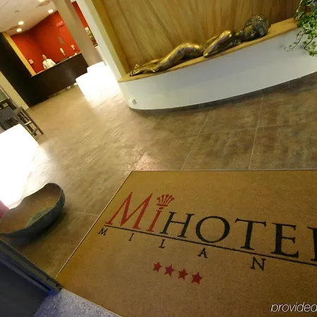 Mihotel Hotell 4*