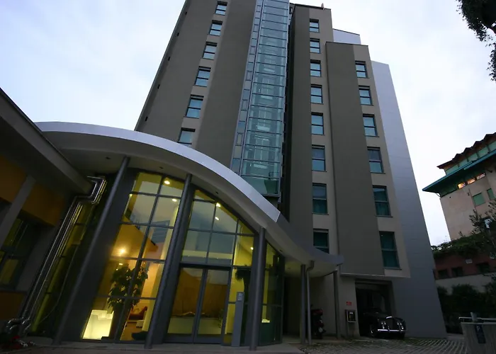 Mihotel Hotel 4*