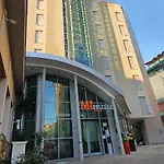 Hotel Mihotel 4*
