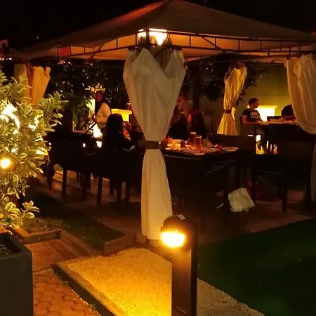 مايهوتيل